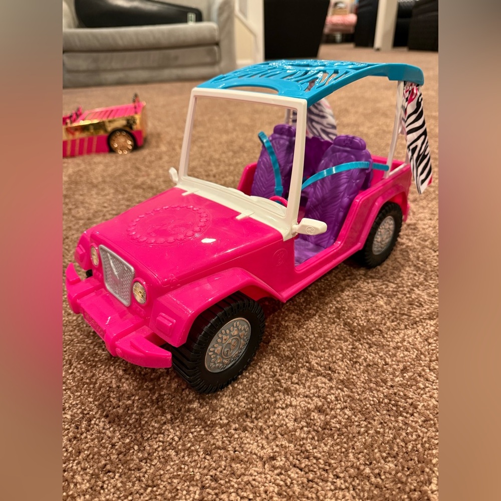 2012 Barbie Safari Pink Jeep